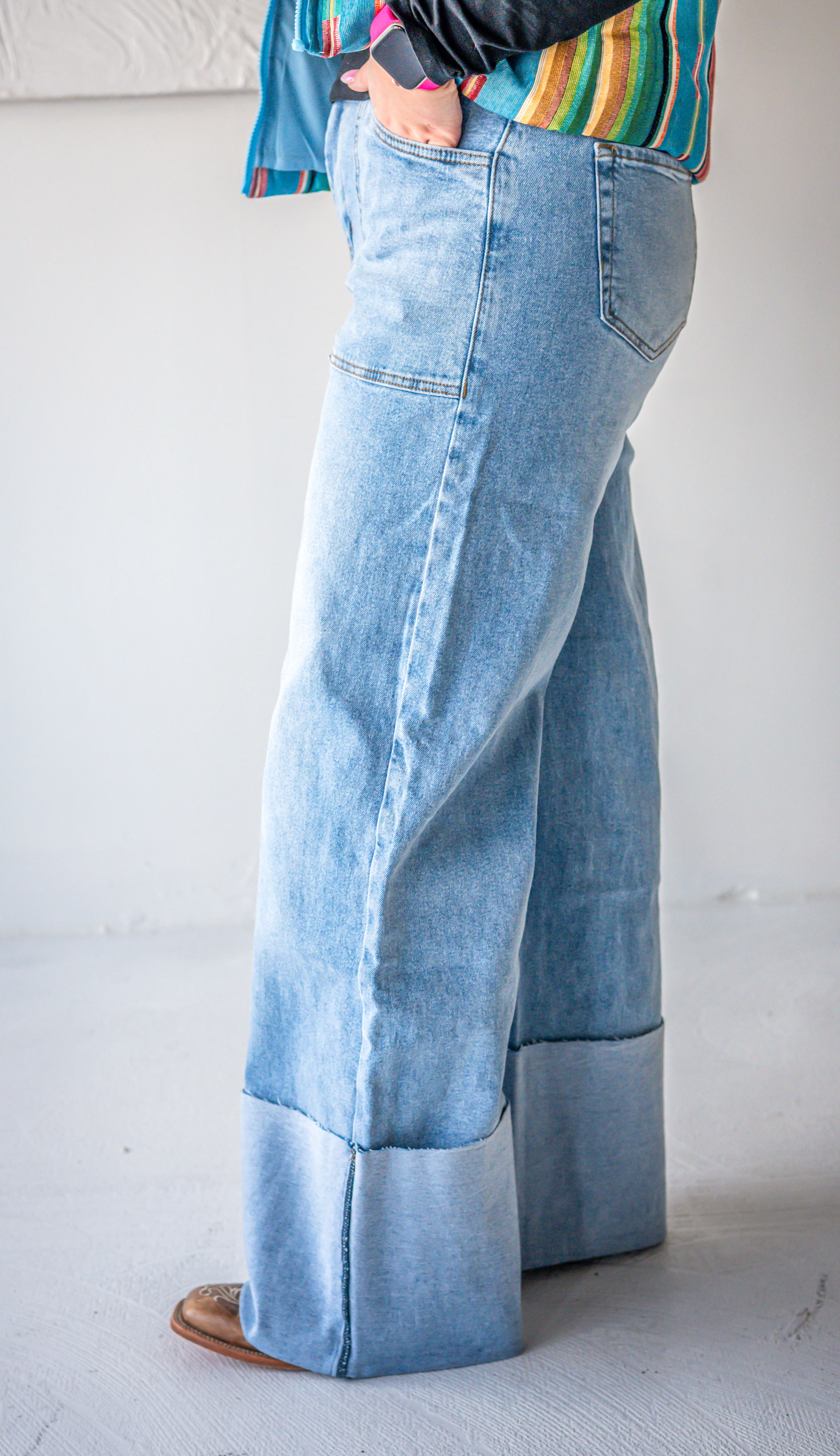 Wide Leg Light Wash High Rise Jean