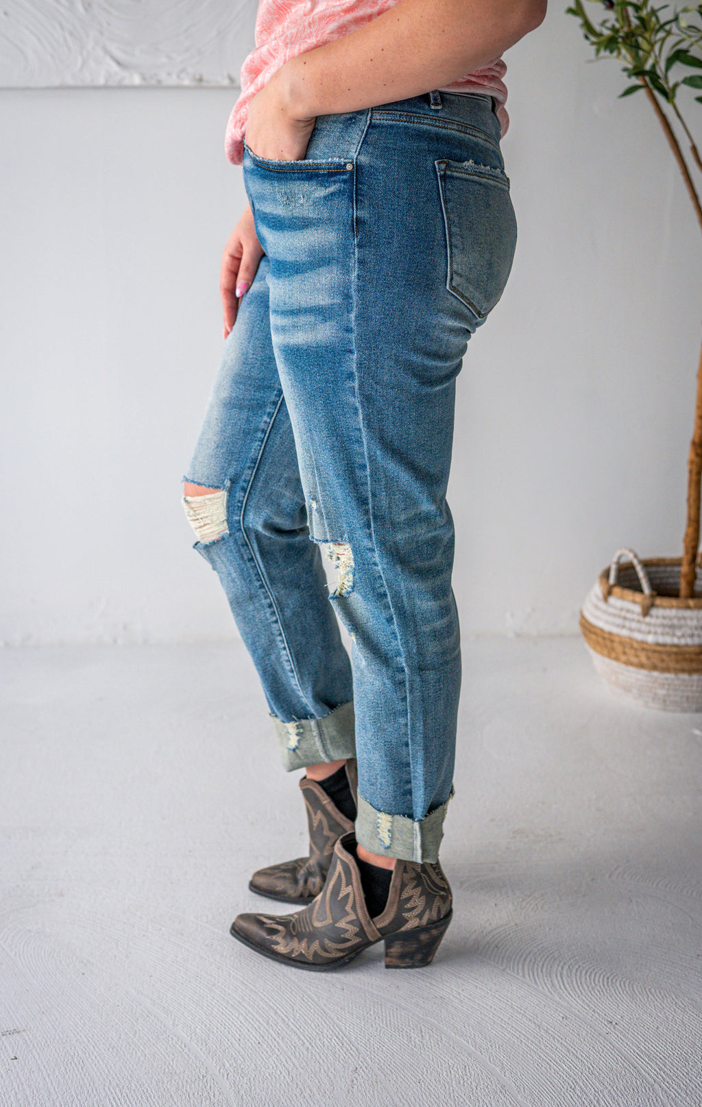 Stone Wash Boyfriend Jeans