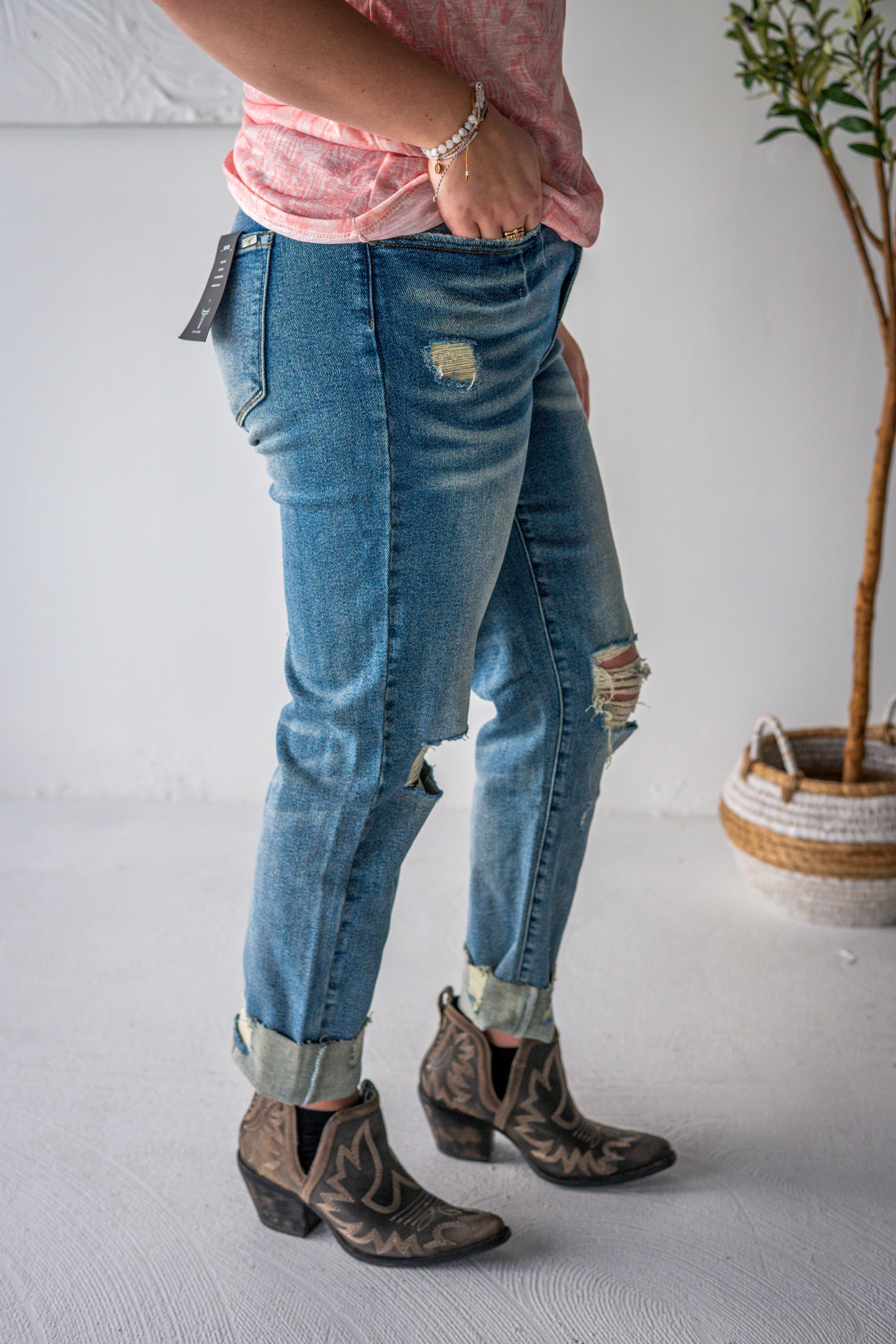 Stone Wash Boyfriend Jeans