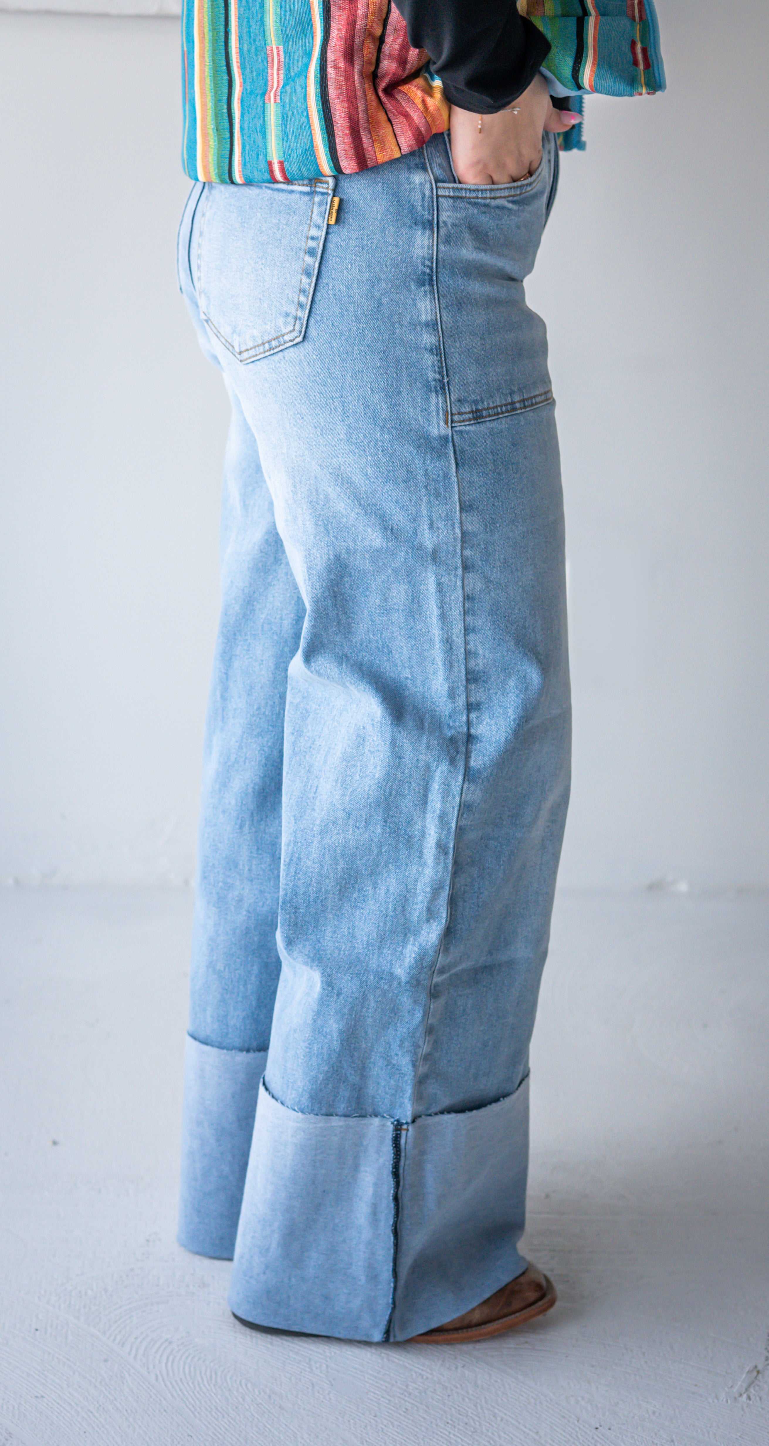 Wide Leg Light Wash High Rise Jean