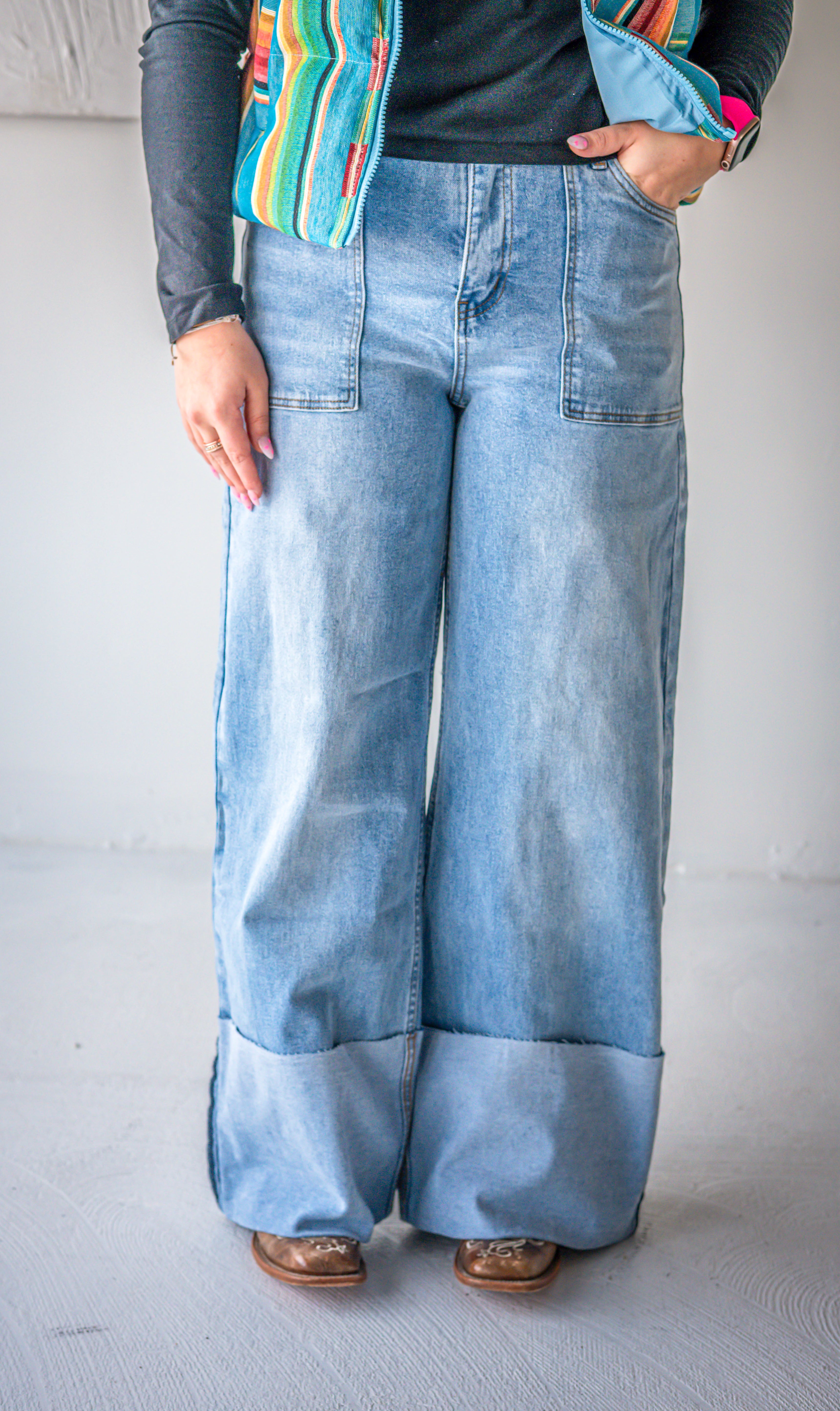 Wide Leg Light Wash High Rise Jean