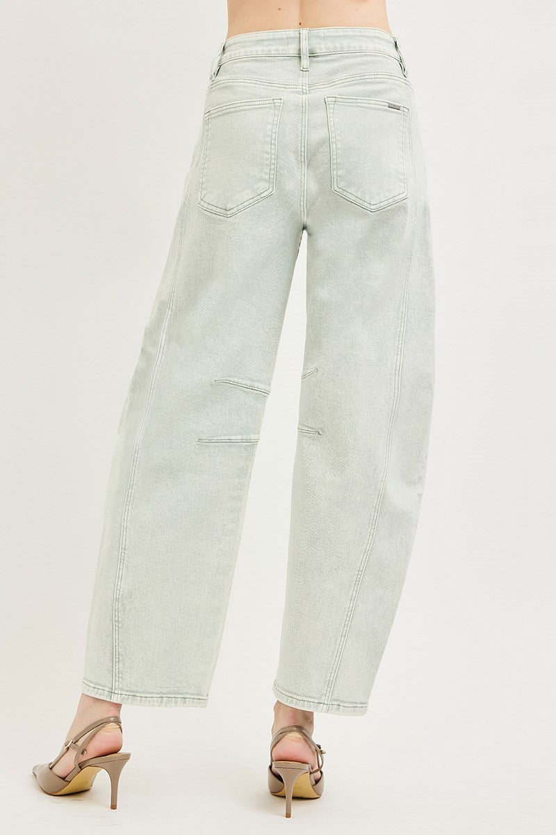 Ankle Barrel Jeans